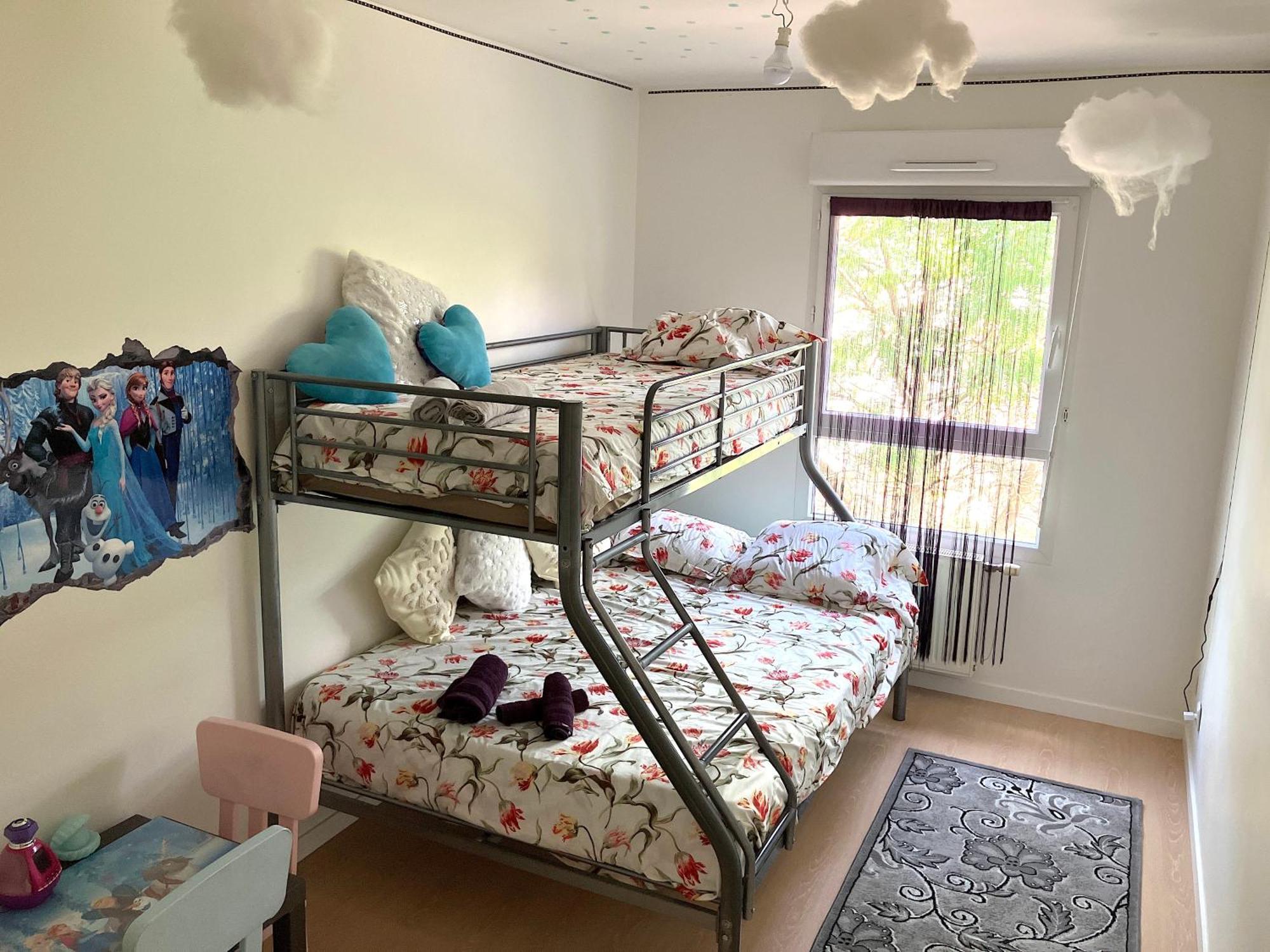 Snowqueen Hotel Apartment Paris-Disney Chelles  Extérieur photo