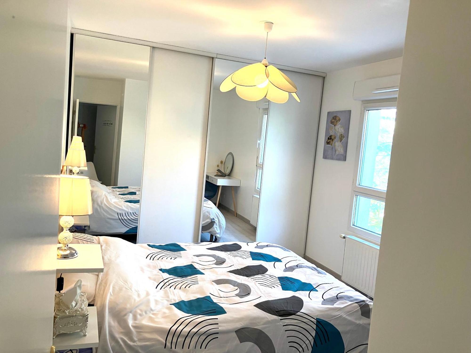 Snowqueen Hotel Apartment Paris-Disney Chelles  Extérieur photo